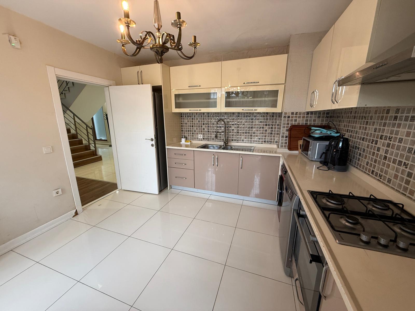 Villa | Green iç mekân görsel 5